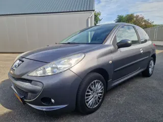 Peugeot 206 1.4 Génération (bj 2009)
