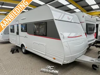 Bürstner Averso Plus 520 TL ENKELE BEDDEN  +  HEFBED