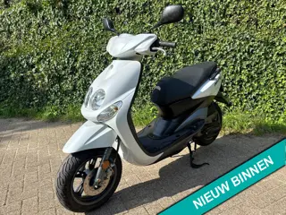 Yamaha Neo's 4 t NETTE STAAT BETAAL met in3