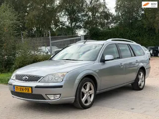 Ford Mondeo Wagon 1.8-16V Platinum AIRCO CRUISE NAVI PDC