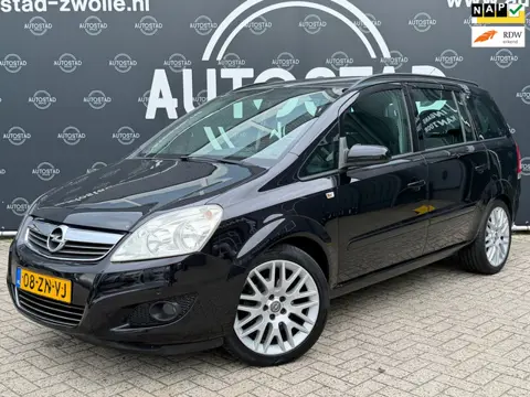 Opel Zafira 1.6 Temptation NL-Auto / 7 Pers. / NAP / APK / Airco / Navi
