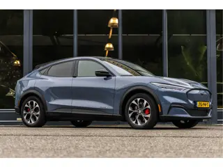 Ford Mustang Mach-E RWD 75 kWh SOH 88 % (bj 2024)