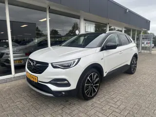 Opel Grandland X 1.6 Turbo Hybrid4 Ultimate LEDER,CARPLAY,STOELKOELING!