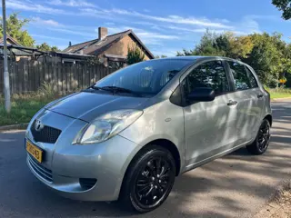 Toyota Yaris 1.0 VVTi Idols 2008 AIRCO APK NIEUW!