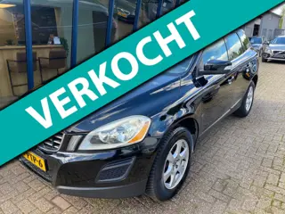 Volvo XC60 2.0 D3 Momentum Automaat / Navi