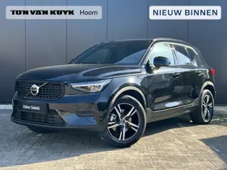 Volvo XC40 2.0 B4 Plus Dark Adaptieve cruise control / BLIS / Elektr. stoelverstelling / Stoel- en s