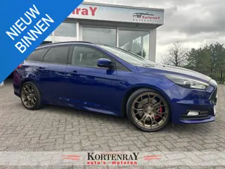 Ford Focus Wagon 2.0 ST DIKSTE DIE ER IS/BOM VOL OPTIE'S