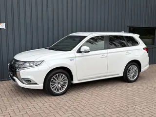 Mitsubishi Outlander 2.4 PHEV Intense+ 112.643 KM!/APPLE CARPLAY!/APK!/