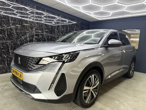 Peugeot 3008 1.6 HYbrid 225 Allure (bj 2021, automaat)