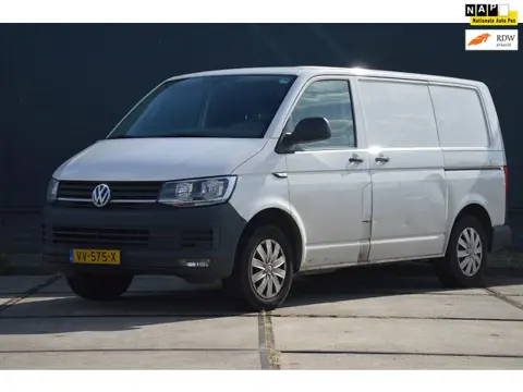 Volkswagen Transporter 2.0 TDI L1H1 Comfortline 102PK Euro 5 Airco schuifdeur Trekhaak