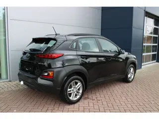 Foto 18 van Hyundai Kona 1.0 T-GDI 120pk Comfort Airco Camera Carplay Trekhaak Stoelverwarming