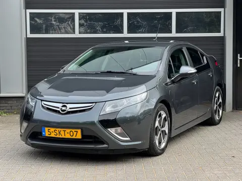Opel Ampera 1.4 New Apk Navi full map Cruise Pdc Comforseats