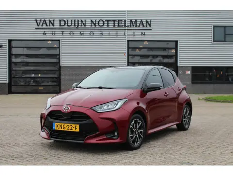Toyota Yaris 1.5 Hybrid Executive / Bi Tone / Keyless / Carplay