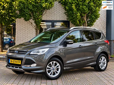 Ford Kuga 1.5 Titanium Plus LED Verlichting|Navi|CarPlay|PDC V/A|ClimateControl|Stoelverwarming|