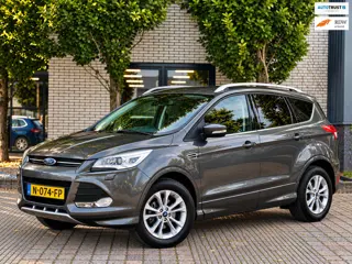 Ford Kuga 1.5 Titanium Plus LED Verlichting|Navi|CarPlay|PDC V/A|ClimateControl|Stoelverwarming|