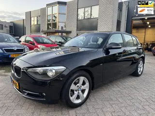 BMW 1-serie 116i Sport 1ste Eig Airco Navi Cruise Control