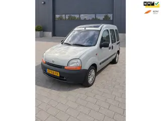 Renault Kangoo 1.4 Rolstoelauto - Airco ! 5 persoons! Glasdak! Grote beurt!