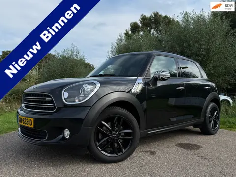 Mini Countryman 1.6 Cooper Knockout Edition / Navi / Leder / Clima / Stoelverwarming / 17" Velgen / 