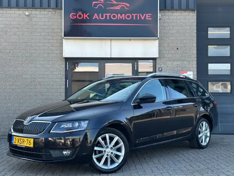Skoda Octavia Combi 1.4 TSI Greentech Elegance Businessline / Automaat / Keyles / Navi / PDC / Clima
