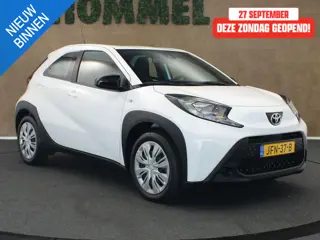 Toyota Aygo X 1.0 VVT-i MT Play  - ORIGINEEL NEDERLANDSE AUTO - AFKOMSTIG VAN 1E EIGENAAR - AIRCO - 