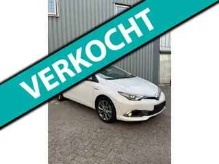 Toyota Auris 1.8 Hybrid Executive zeer nette auto