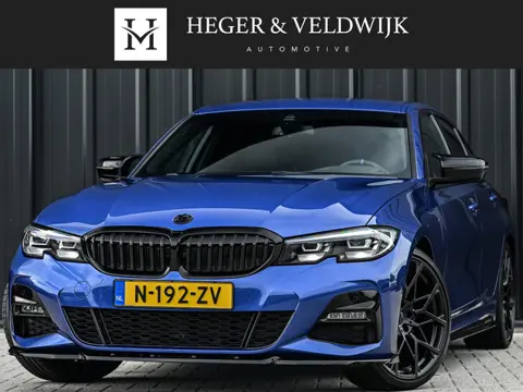 BMW 3-serie 318i High Executive M-Sport | M-Performance | Stoelverwarming | Ambiance Interieur | PDC