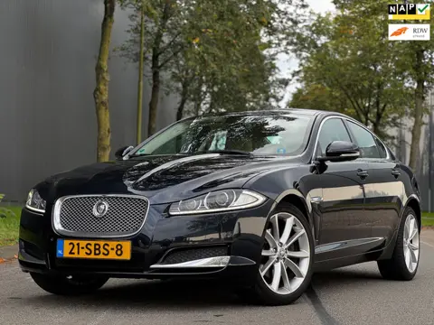 Jaguar XF 2.2D|AUT|XENON|NAVI|CAMERA|PDC|LEDER|ELEKSTOEL|LED|BOEKJES|2XSLEUTELS|