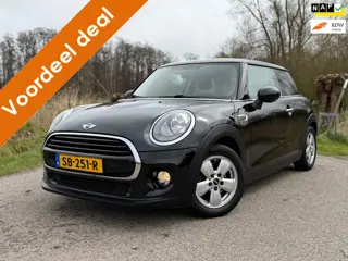 Mini Mini 1.5 Cooper Business / 1e Eigenaar / Navi / Airco / 15" Velgen / 6 Versnellingen / Goed ond