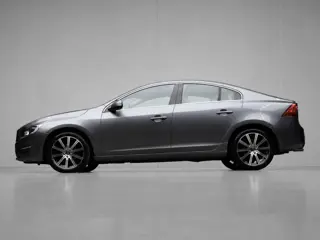 Volvo S60 2.0 T4 Summum Sport (SCHUIFDAK,NAVI,CAMERA,STOEL/STUURVERWARMING,CLIMATE,CRUISE,LED,ELEKTR
