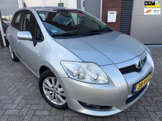 Toyota Auris 1.6-16V Luna Business / Navi / Clima / Keyless / NAP