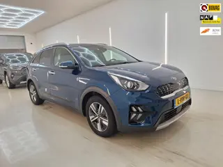 Kia Niro 1.6 GDi Hybrid DynamicLine+Led+Leder+Vitrual+Schuifdak+Breed-Navigatie+camera+privacy-Glass