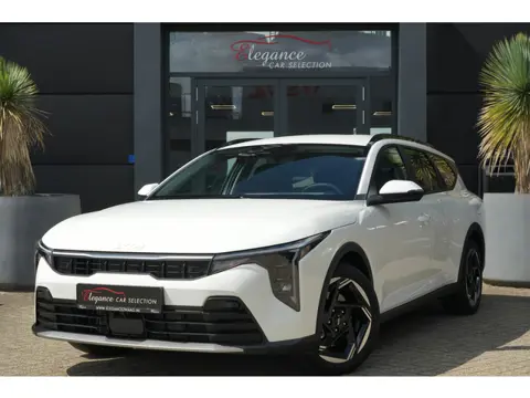 Kia K4 Sportswagon 1.6 T-GDi MHEV GT-Line Launch Edition | 150PK | Navi | Stoelverwarming | Camera |
