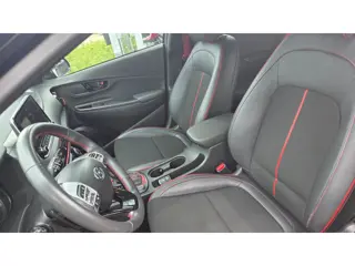 Foto 14 van Hyundai KONA 1.6 GDI HEV Comfort Automaat l Headup l Key Less l Dodehoek detectie