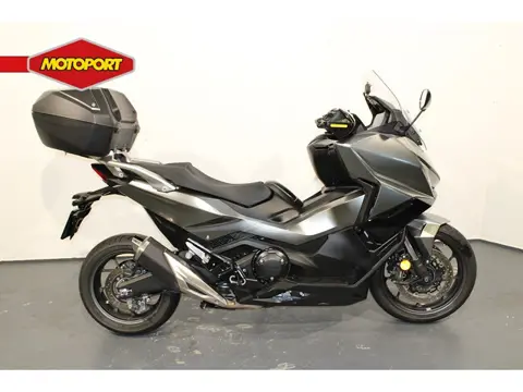 Honda NSS 750 Forza (bj 2025)