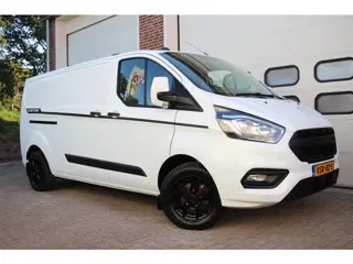 Ford Transit Custom 300 2.0 TDCI L2H1 * 130Pk / Navigatie / Camera / Trekhaak *