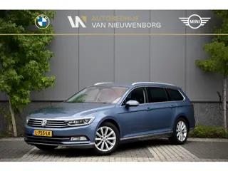 Volkswagen Passat Variant 1.4 TSI ACT Highline | DSG | Trekhaak | Massage | Elektr. Stoelen met Verw