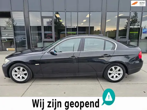 BMW 3-serie 320i Business Line - NIEUWE APK - Cruise -