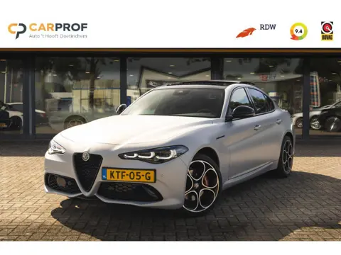 Alfa Romeo Giulia 2.0 T GME AWD Competizione Pano | Harman Kardon | ADAS 2