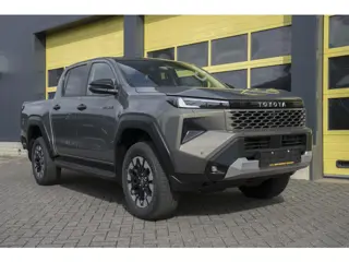 Toyota Hilux Toyota Hilux 2.8 D-4D MHEV Double Cab Style