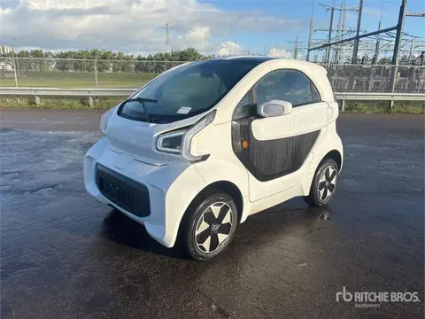 XEV YOYO Electric electric mini car, 2-seater Auto