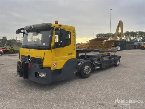 Mercedes-Benz Kamag 4x2 Swap Body Transporter (Inoperable)