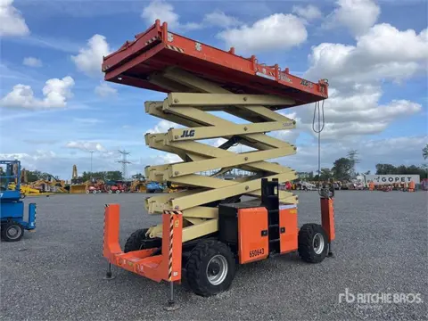 JLG 530LRT 4x4 Diesel Scissor Lift (bj 2016)