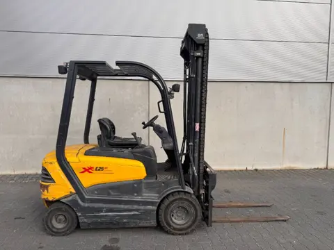 pimespo XE 25 (bj 2007)