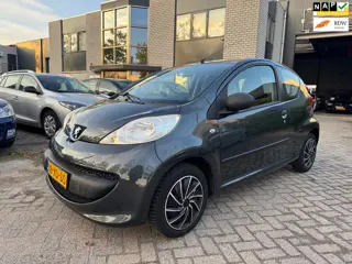 Peugeot 107 1.0-12V XR Navigatie