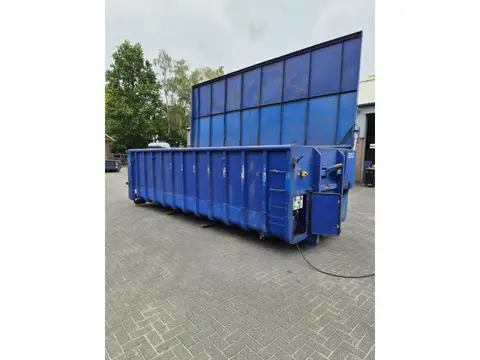 Container 22 M3 Vloeistof dicht met deksel
