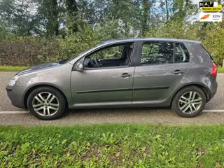 Volkswagen Golf 1.6 FSI Turijn