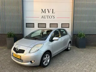 Toyota Yaris 1.3 VVTi Luna
