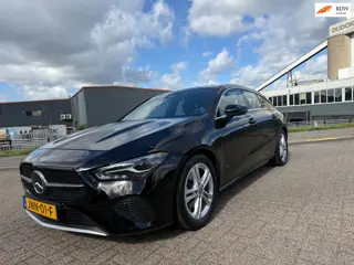 Mercedes-Benz CLA-klasse Shooting Brake 180 Star Edition Luxury Line