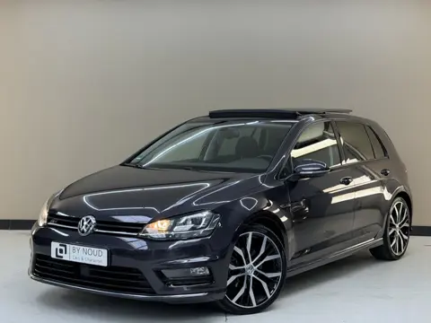 Volkswagen Golf 1.4 TSI ACT Highline, 150Pk, 2016, Panoramadak, 19" velgen, Navigatie, Climate contr