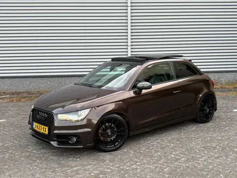 Audi A1 1.4 TFSI S edition AUTOMAAT PANO Stoelvw Xenon